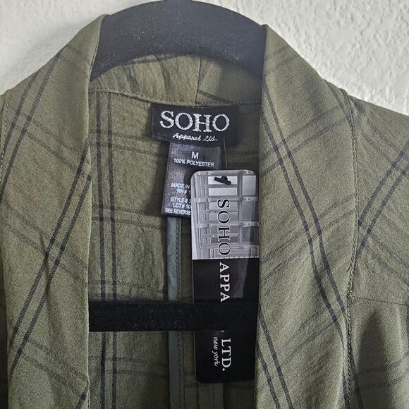 SOHO Apparel LTD. New with Tags Green Cardigan size Medium - Picture 3 of 7